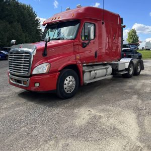 2012 FREIGHTLINER Cascadia Highway Tractor - Image 6