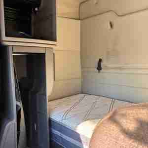 2022 Volvo VNR 640 Heavy Spec Sleeper 3 Available - Image 8
