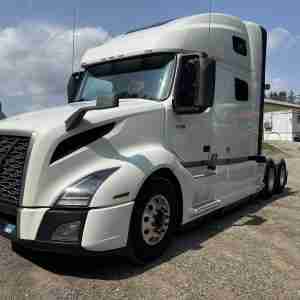 2020 Volvo VNL 760