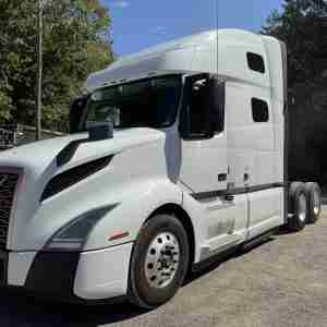 2019 Volvo VNL 760