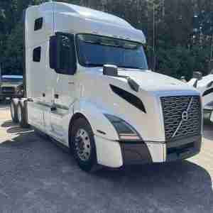 2019 Volvo VNL 760 - Image 3