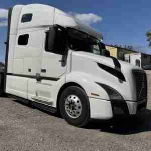 2020 Volvo VNL 760 - Image 3